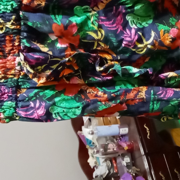 Liz Banks Limited shorts - Picture 2 of 6